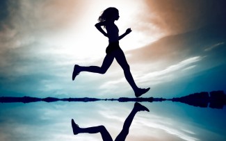 femme running